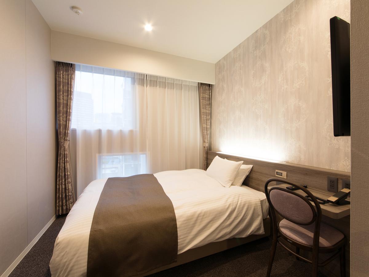 S.training Center Hotel Ōsaka